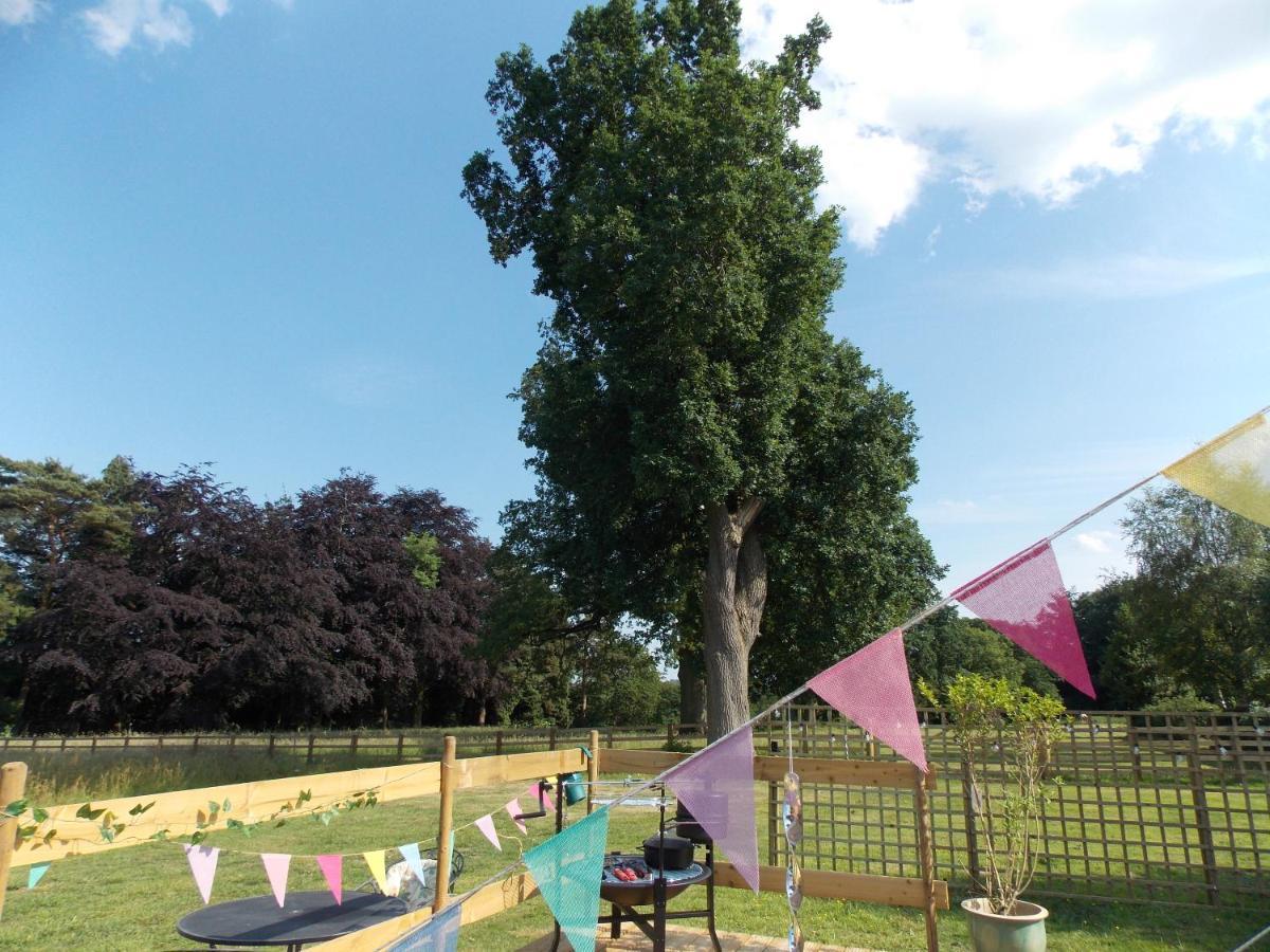 Hope Cottage Bell Tent Retreat Ashbourne  Exterior foto